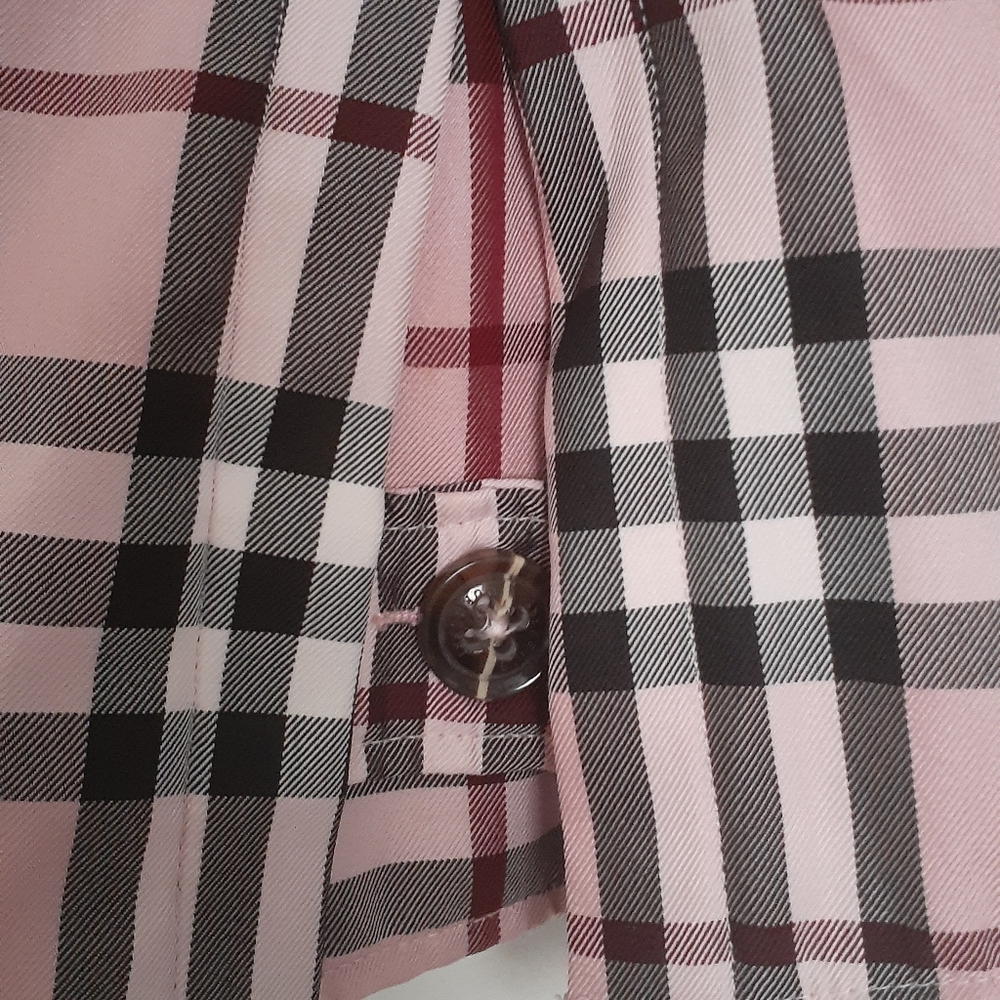 Burberry coat - Picture 7 of 12